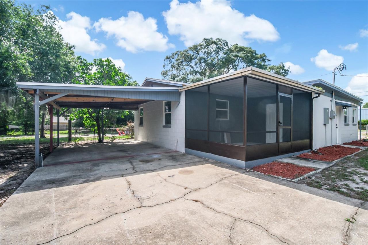 922 Bates Avenue , Eustis, FL 32726 Photo