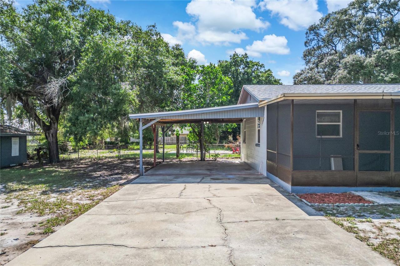 922 Bates Avenue , Eustis, FL 32726 Photo
