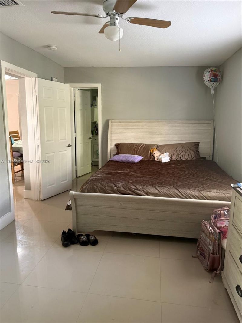 1892 NW 8th Ter, Homestead, FL 33030 Photo