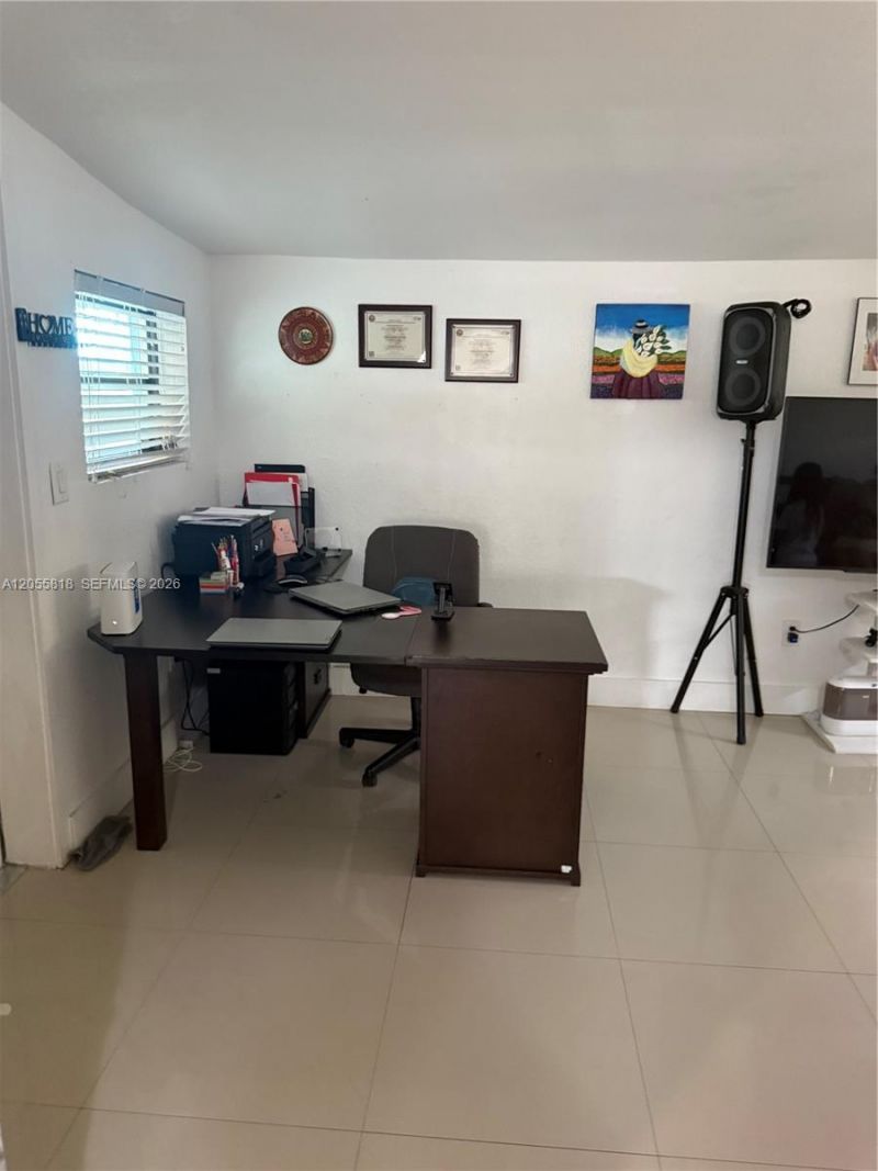 1892 NW 8th Ter, Homestead, FL 33030 Photo