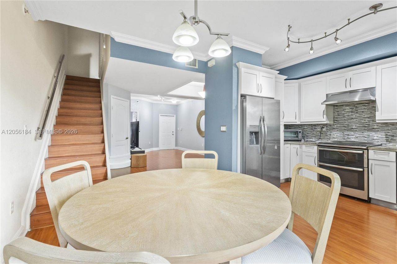 8862 W Flagler St , Unit 8, Miami, FL 33174 Photo