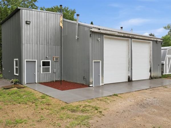 504 E Rosenlund, Woodville, WI 54028