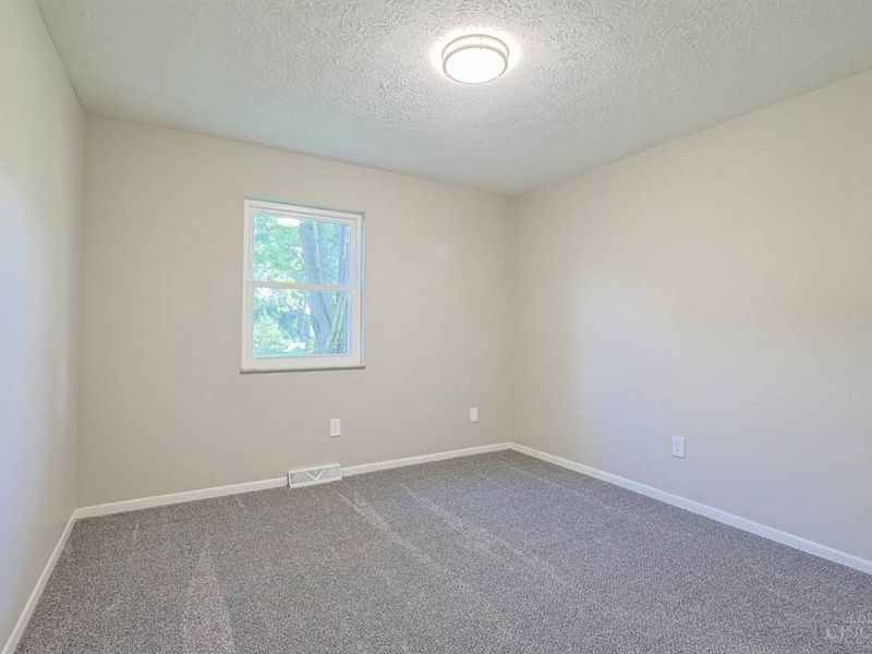 1379 Naegele Road, Pierce Twp, OH 45102 Photo 25