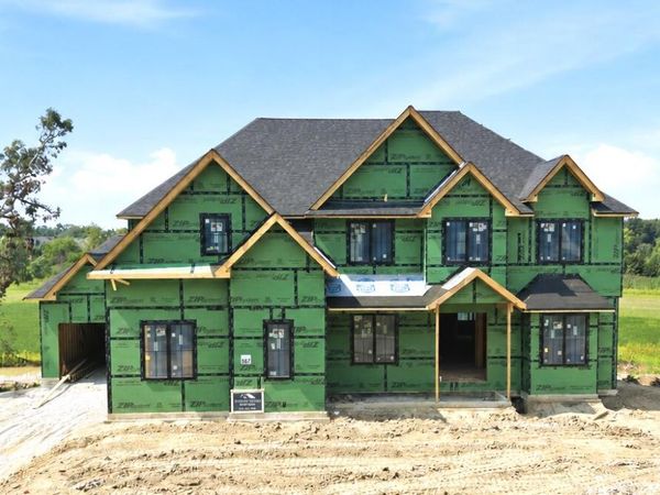 9620 Creekview Drive, St. John, IN 46373