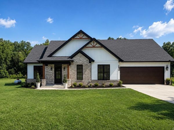1005 Saddle Brook Circle , Austin, AR 72007