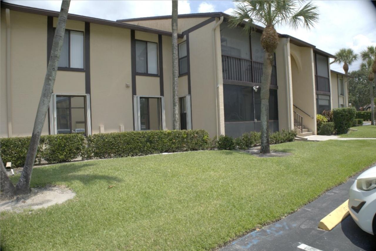824 Sky Pine Way, Unit C1, Greenacres, FL 33415 Photo
