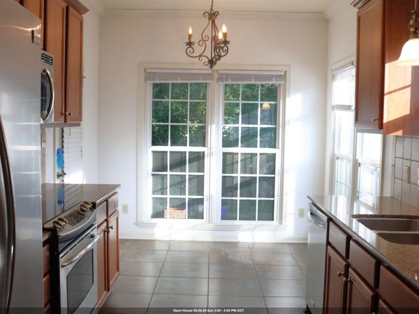 7854 Jefferson Place Blvd, Unit #11-B, Baton Rouge, LA 70809