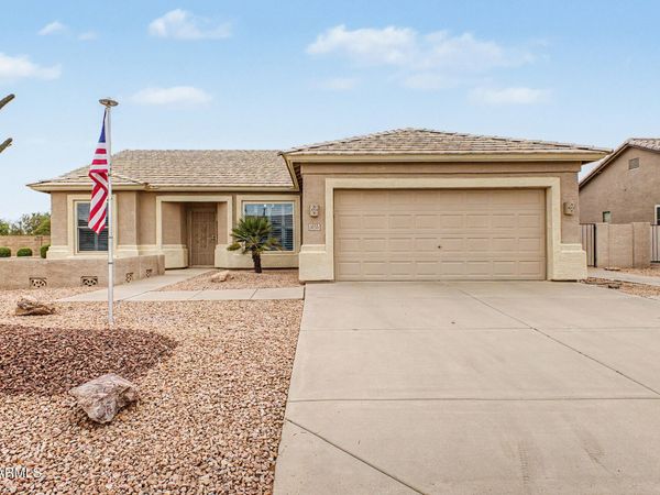 6955 S NEWPORT Court, Chandler, AZ 85249