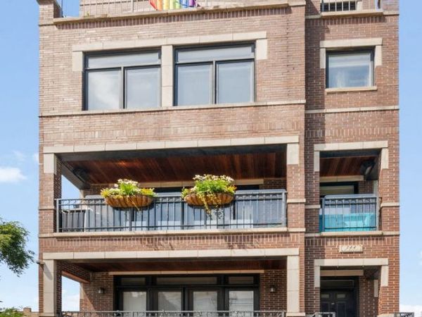 744 W Belmont Avenue, Unit 2F, Chicago, IL 60657