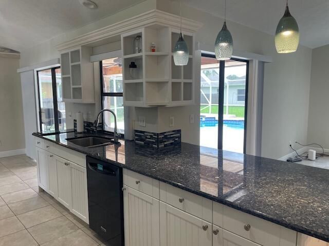 618 SE Streamlet Avenue, Port Saint Lucie, FL 34983 Photo