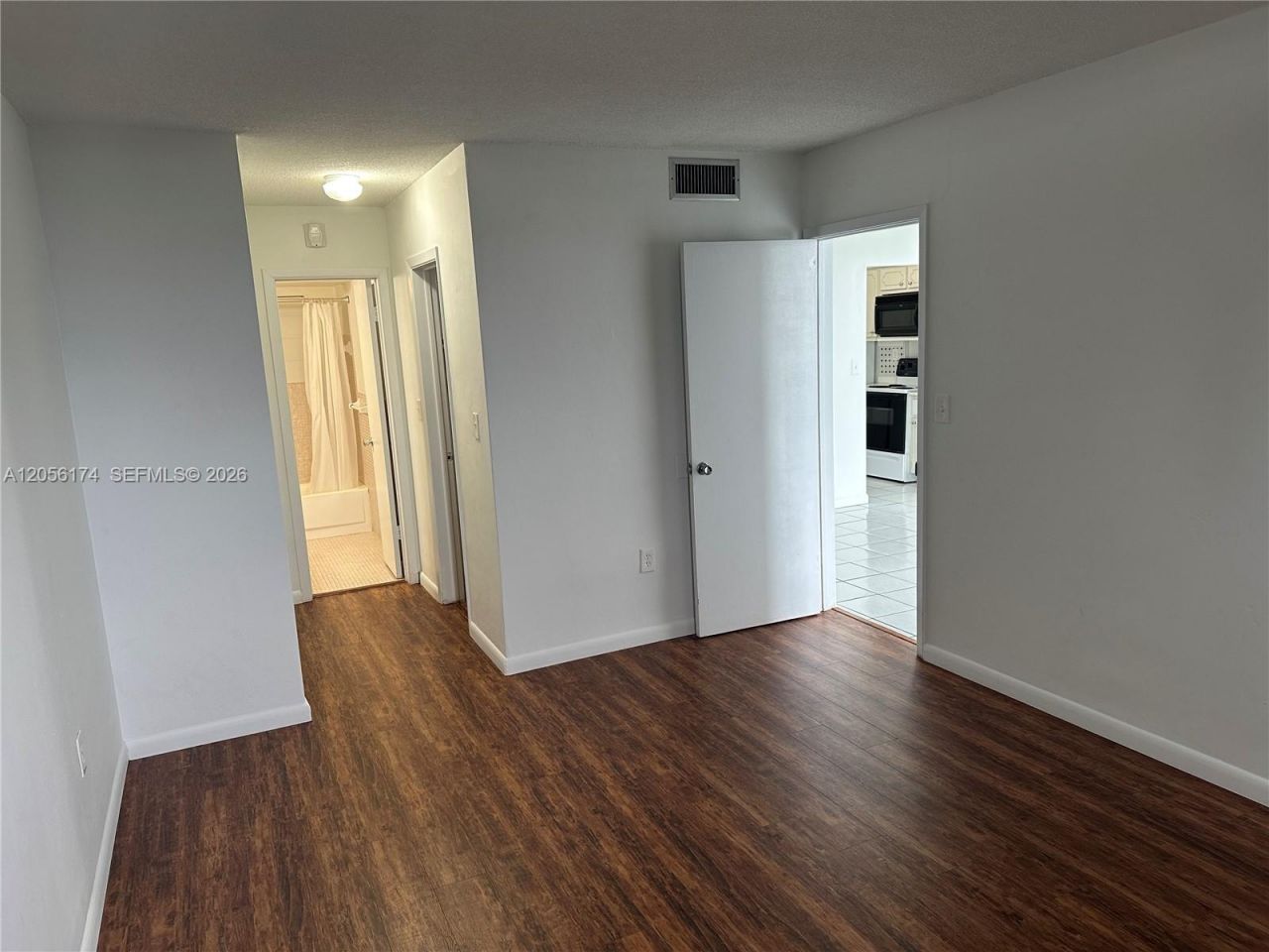 12590 NE 16th Ave , Unit 411, North Miami, FL 33161 Photo