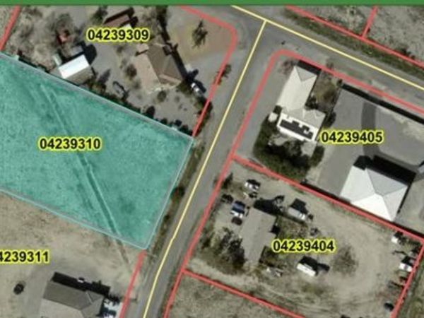 2530 Tahachapi Avenue , Pahrump, NV 89048