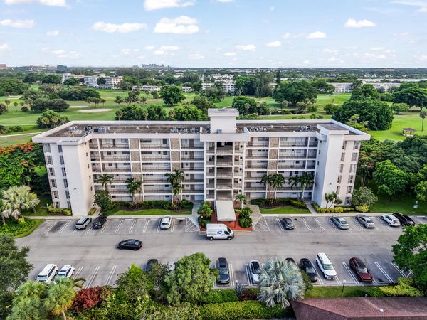 3000 N PALM AIRE Drive, Unit 407, Pompano Beach, FL 33069