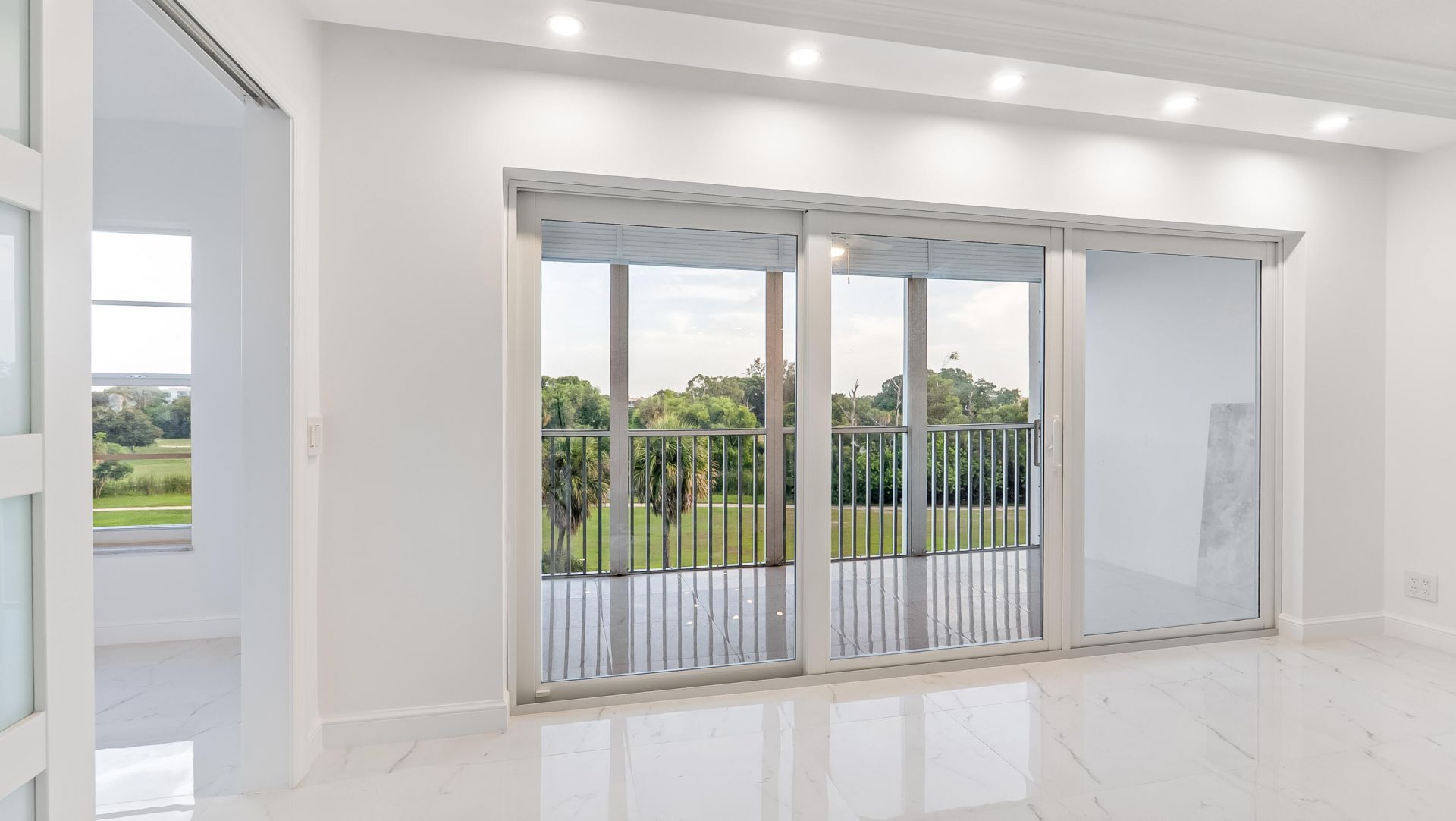 3000 N Palm Aire Drive, Unit 407, Pompano Beach, FL 33069 Photo