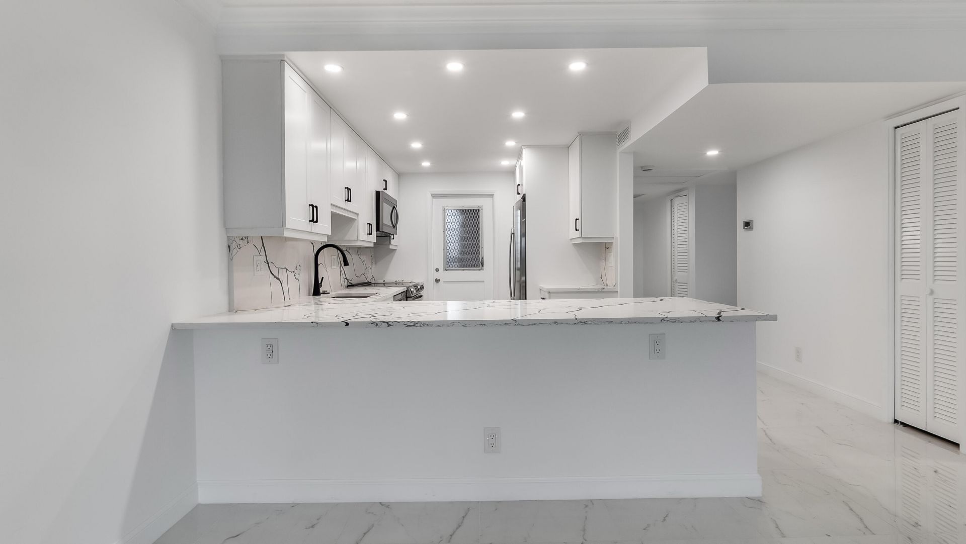 3000 N Palm Aire Drive, Unit 407, Pompano Beach, FL 33069 Photo