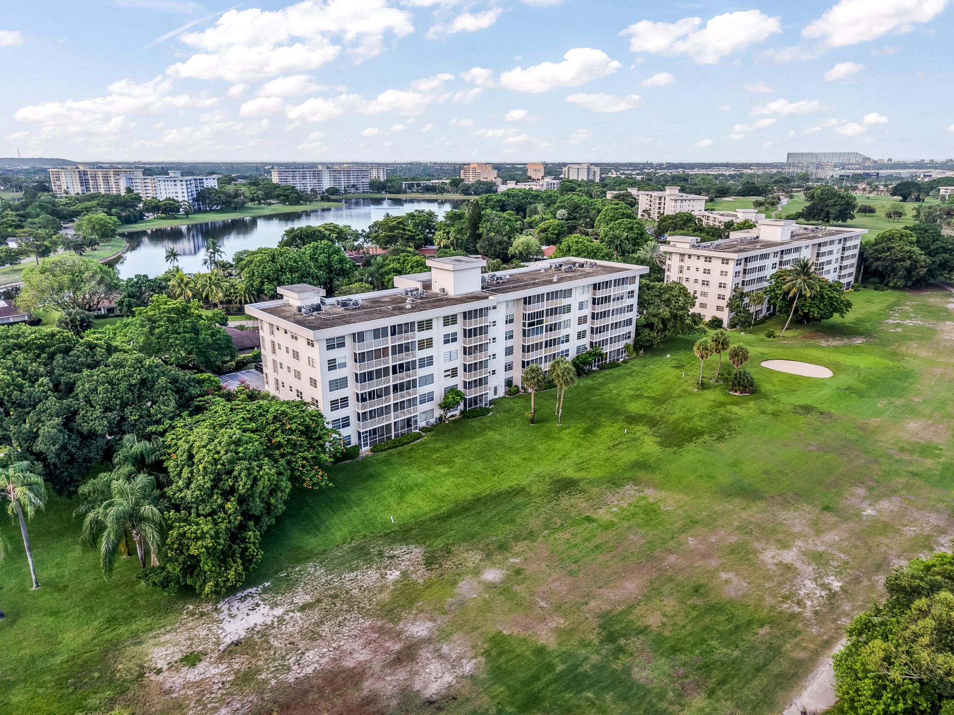 3000 N Palm Aire Drive, Unit 407, Pompano Beach, FL 33069 Photo