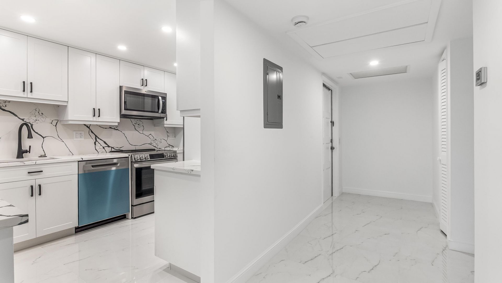 3000 N Palm Aire Drive, Unit 407, Pompano Beach, FL 33069 Photo