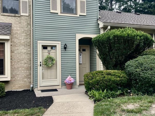 226 Perth Hill Court, Aberdeen, NJ 07747