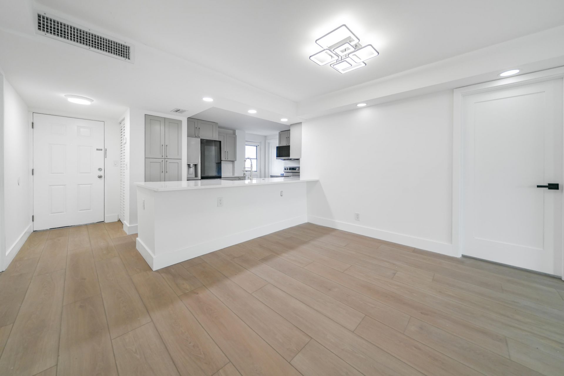 5301 NW 2nd Avenue, Unit 407, Boca Raton, FL 33487 Photo