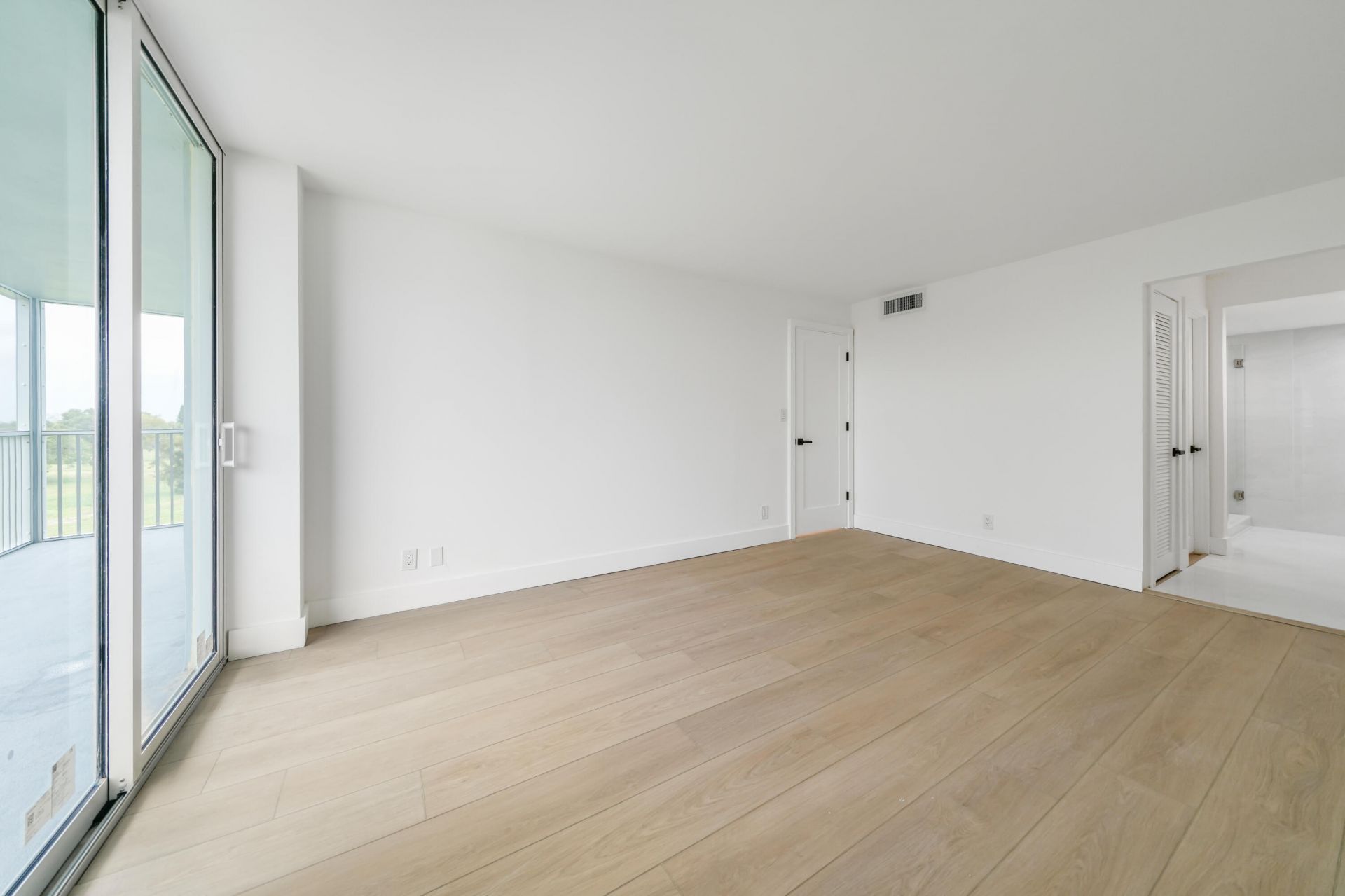 5301 NW 2nd Avenue, Unit 407, Boca Raton, FL 33487 Photo