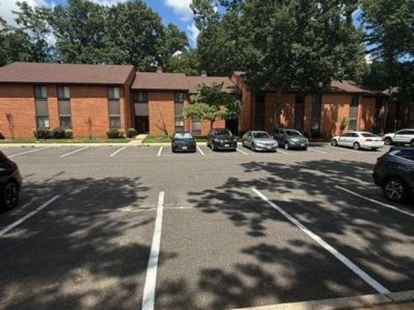 106-B KELLY COVE, MOUNT LAUREL, NJ 08054