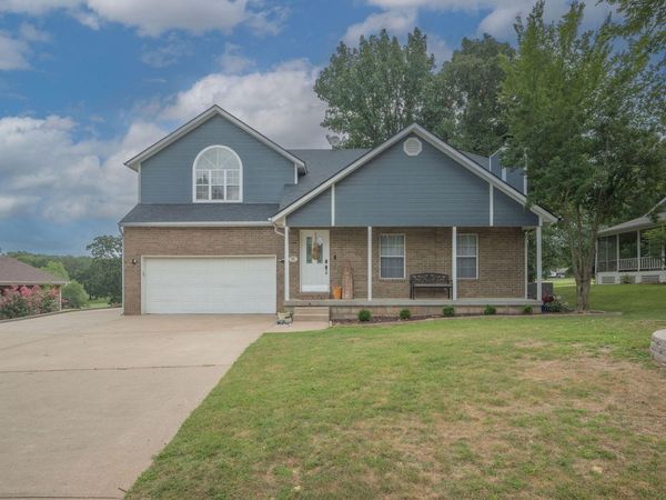 212 Lakeview Lane, Carl Junction, MO 64834