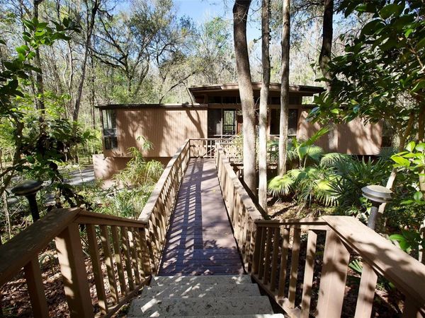 2032 NW 24TH STREET , GAINESVILLE, FL 32605