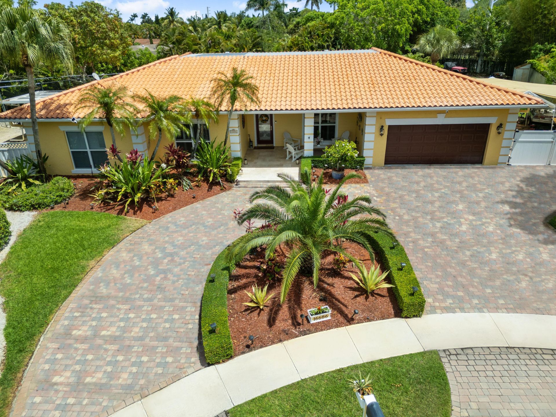 16686 Golfview Drive, Weston, FL 33326 Photo