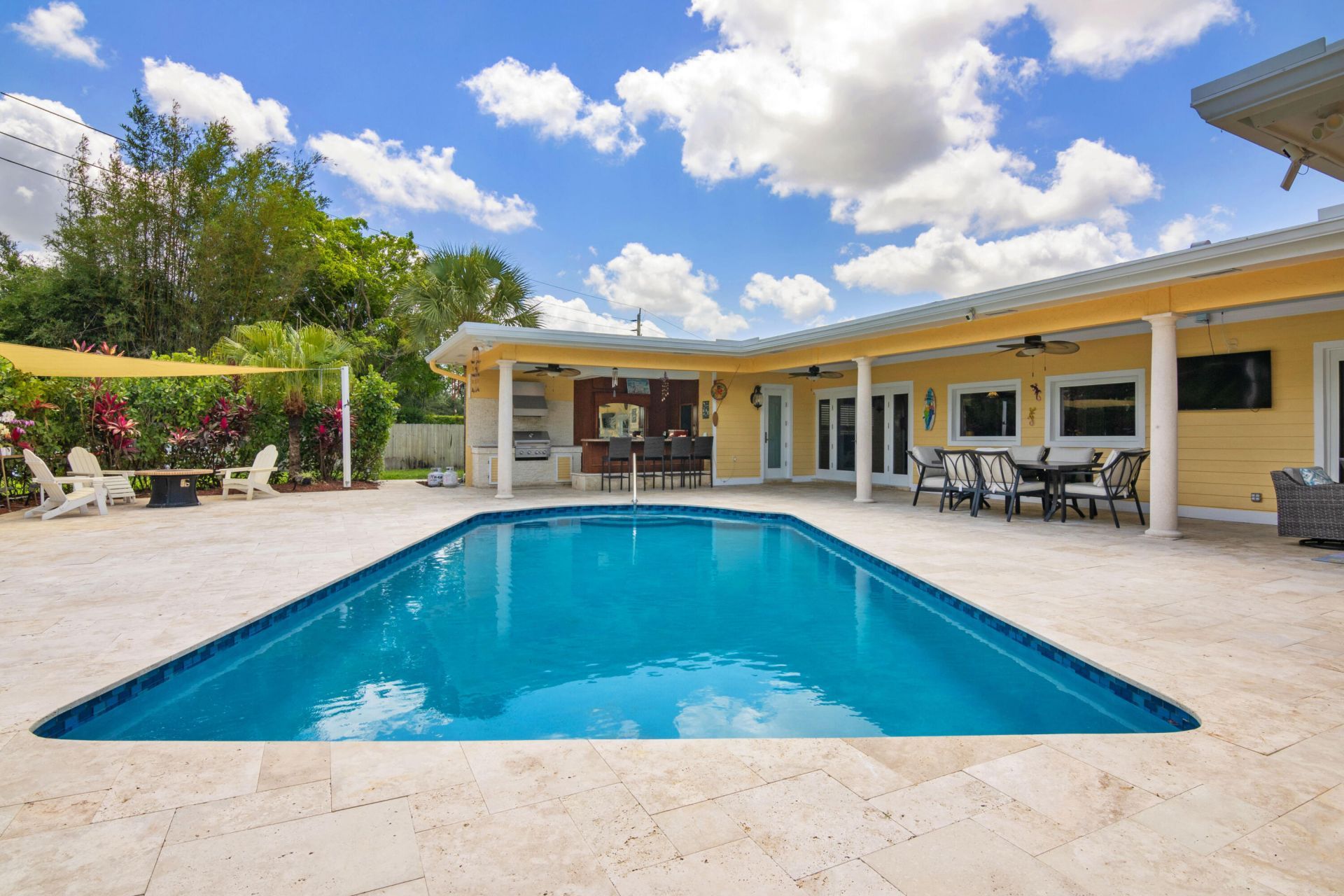 16686 Golfview Drive, Weston, FL 33326 Photo