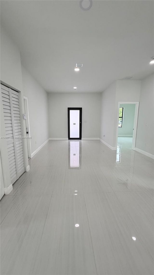 130 NW 28th Ter, Fort Lauderdale, FL 33311 Photo