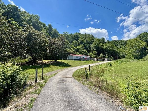 1631 Gray Gap Road , Burkesville, KY 42717