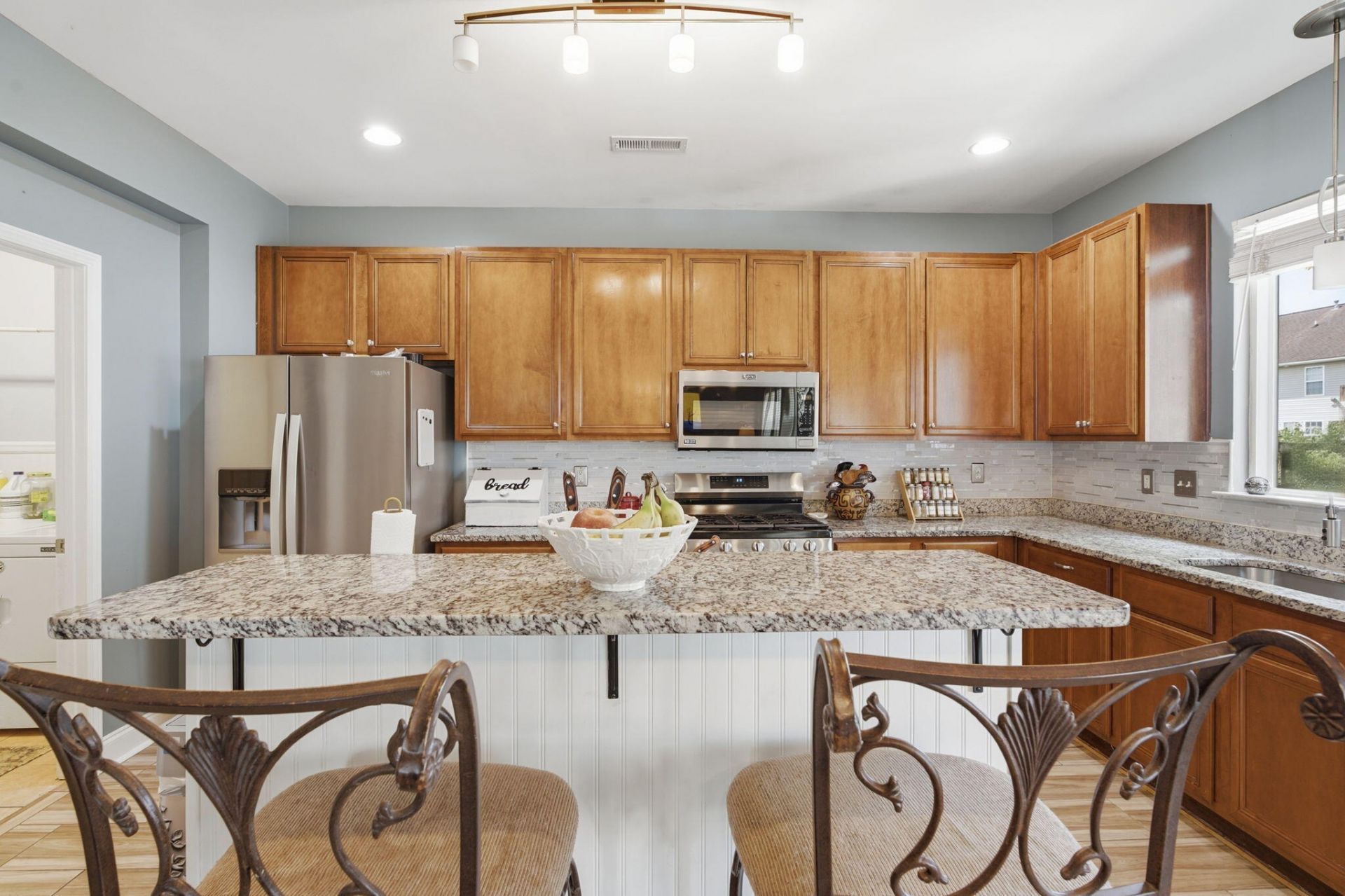 406 Glenmore Drive Photo 23