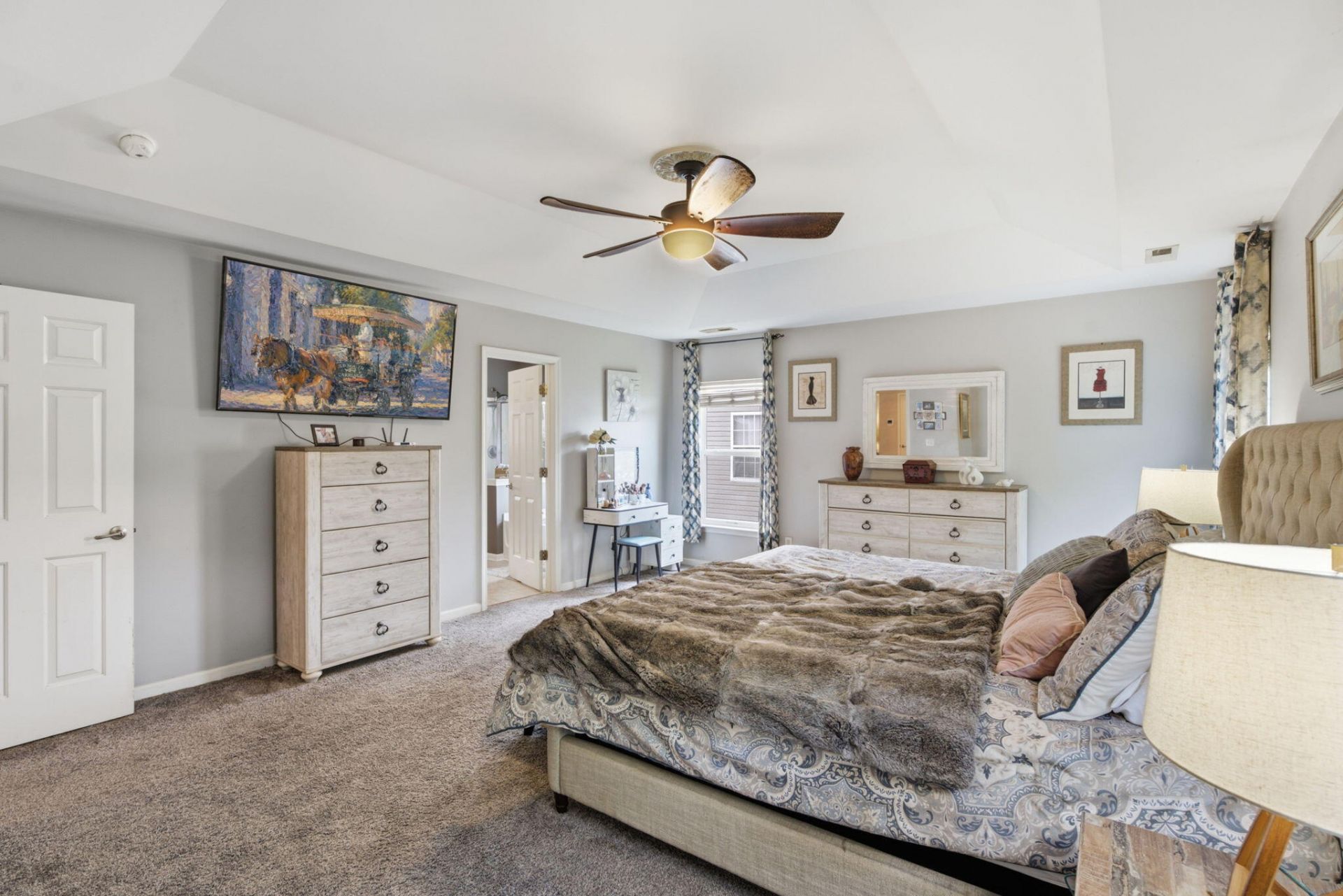 406 Glenmore Drive Photo 33