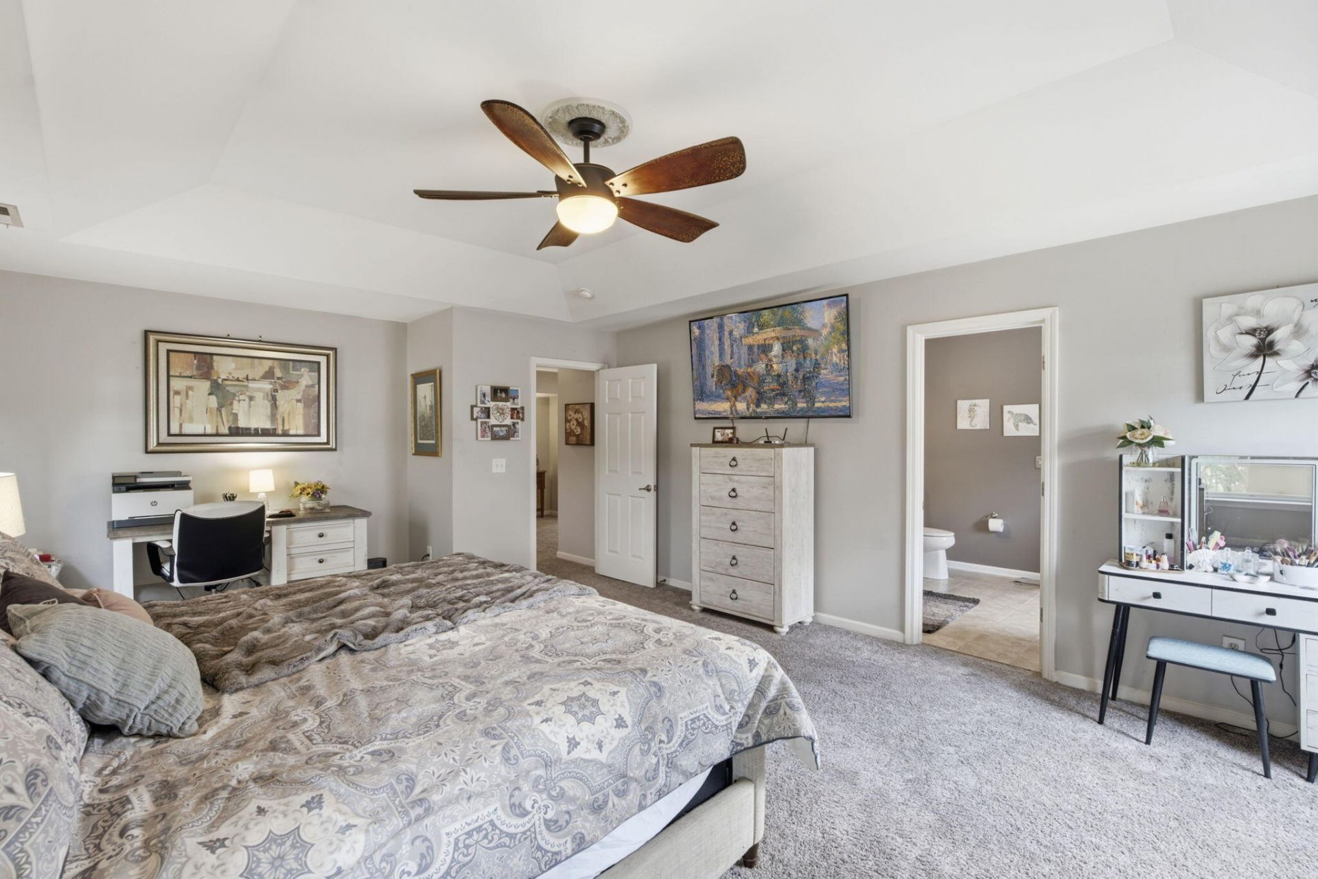 406 Glenmore Drive Photo 35