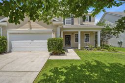 406 Glenmore Drive photo 4