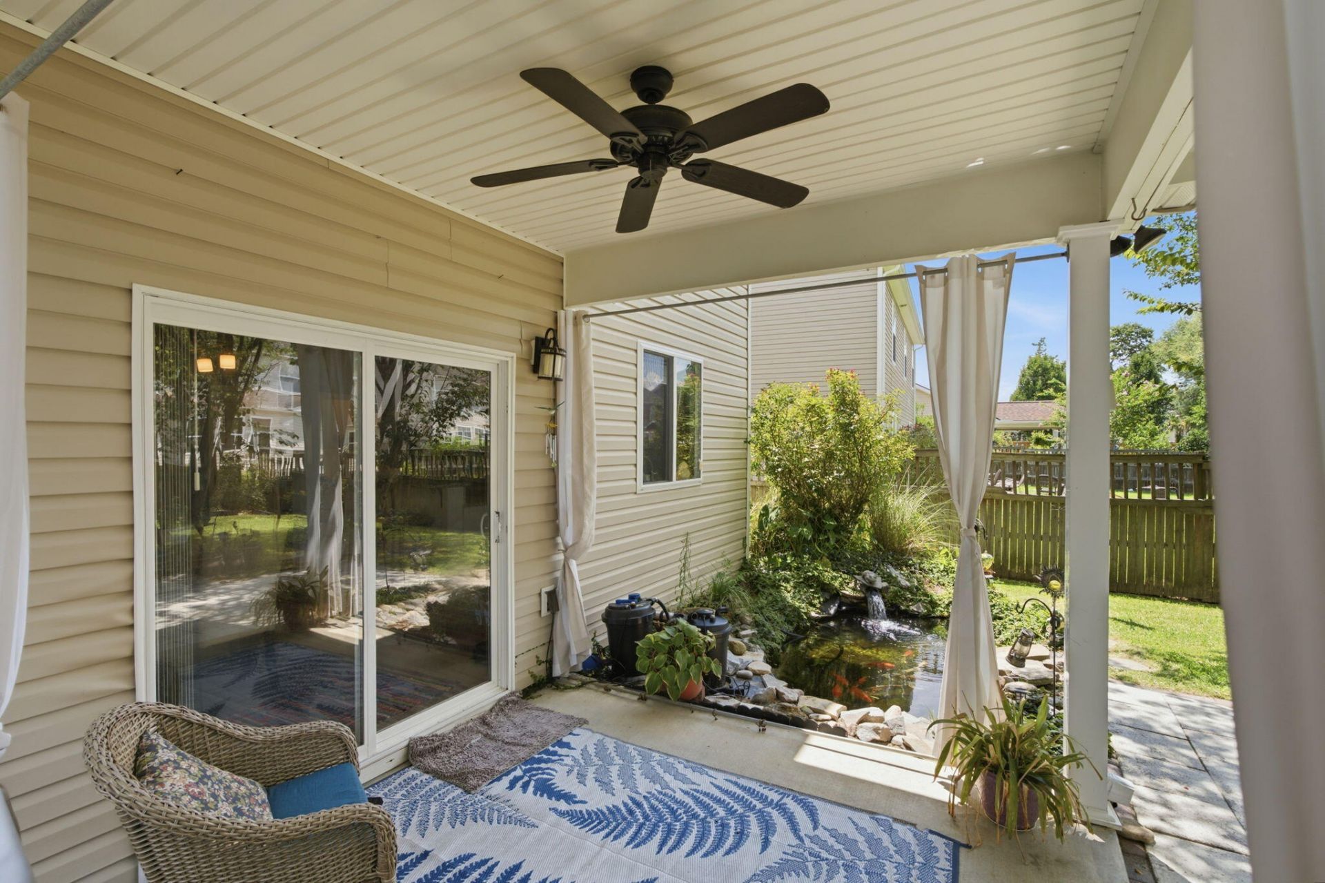 406 Glenmore Drive Photo 45