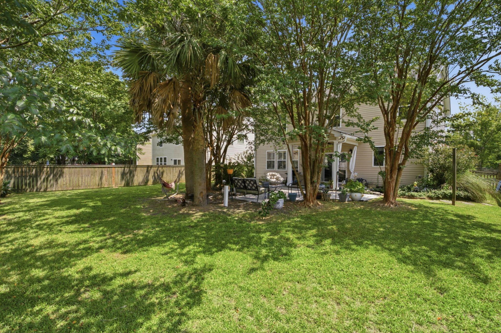 406 Glenmore Drive Photo 49