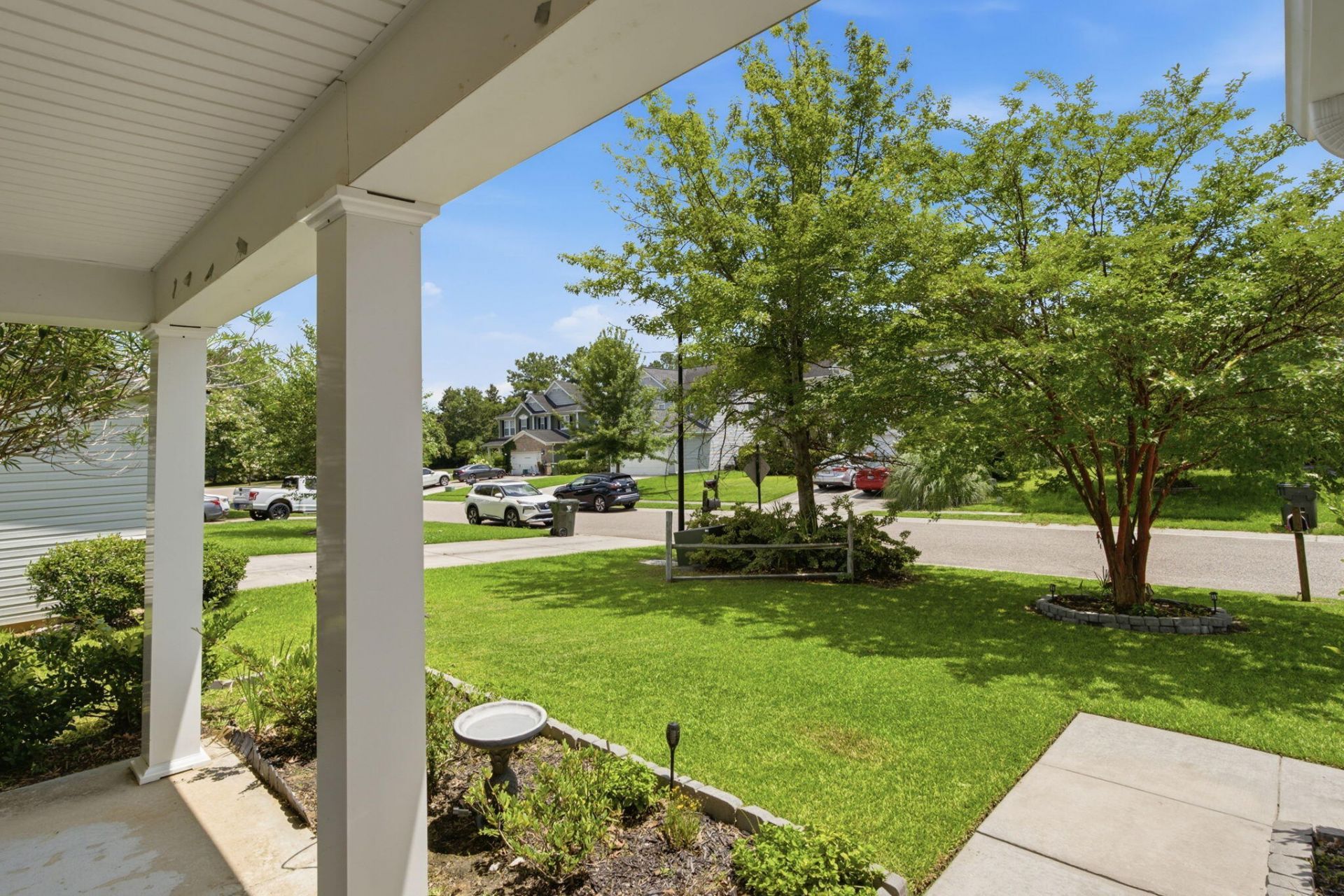 406 Glenmore Drive Photo 6