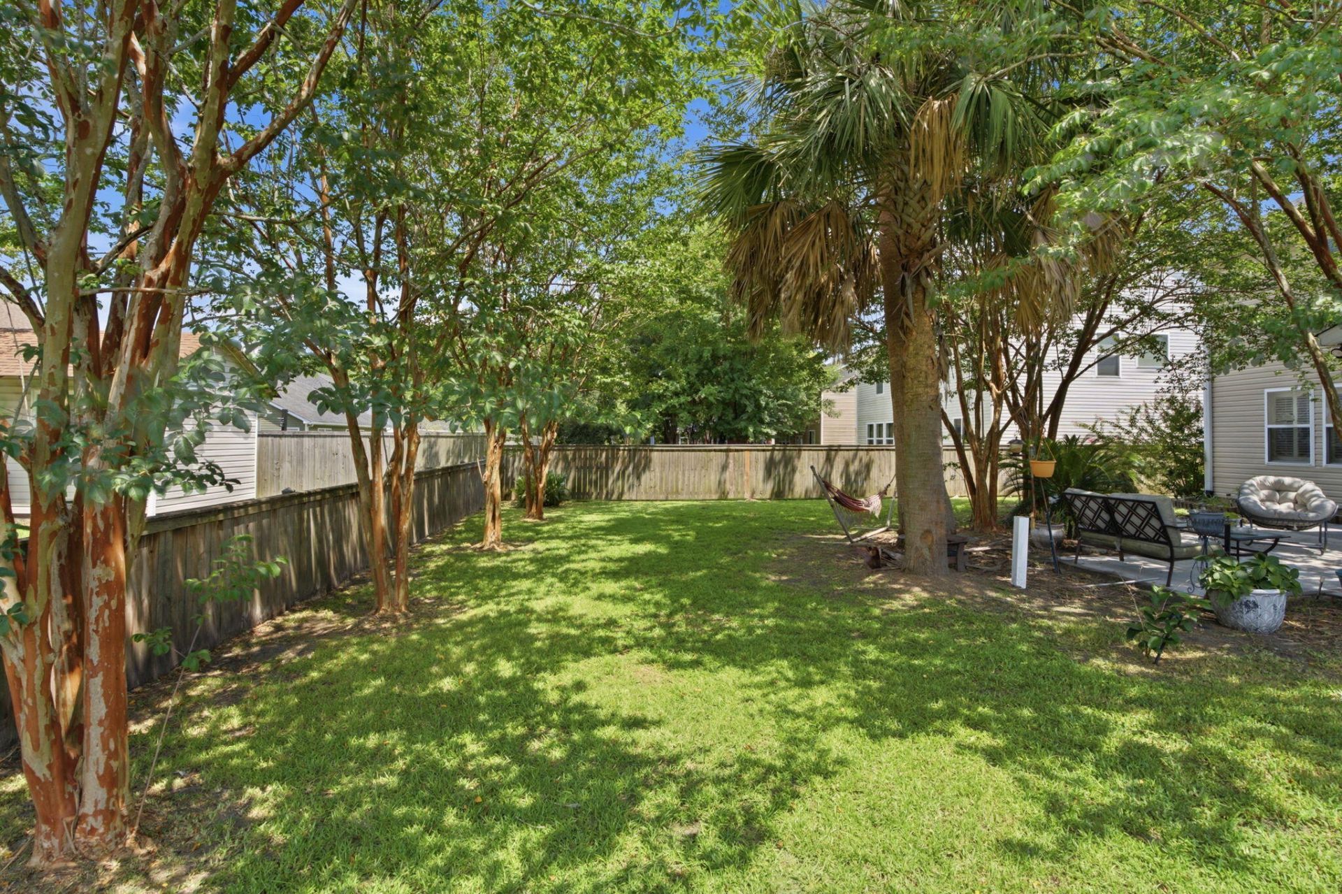 406 Glenmore Drive Photo 9