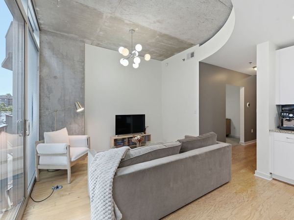 301 Demonbreun St , Unit 405, Nashville, TN 37201