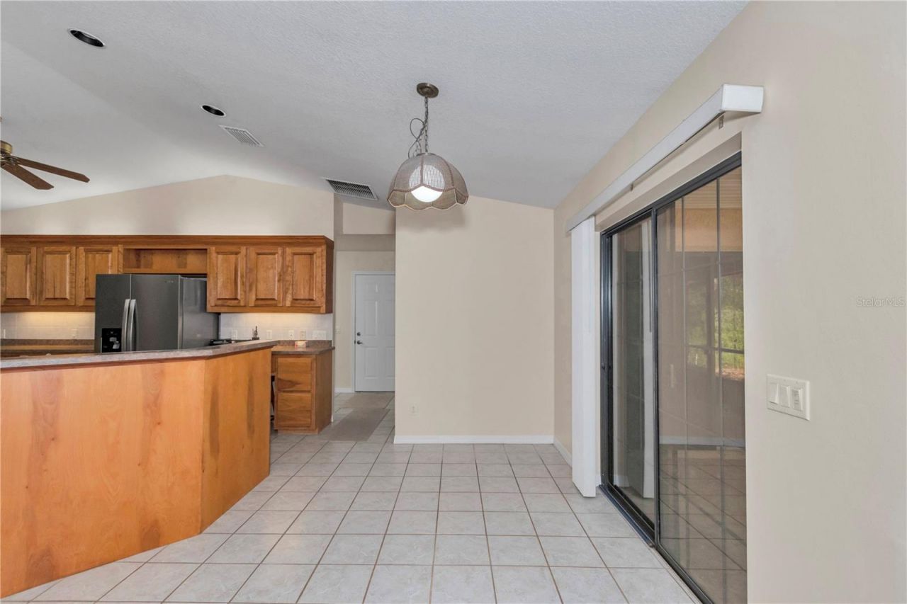 17690 SE 66 Place, Morriston, FL 32668 Photo