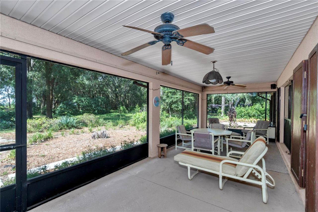 17690 SE 66 Place, Morriston, FL 32668 Photo