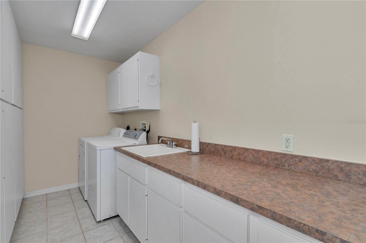 17690 SE 66 Place, Morriston, FL 32668 Photo