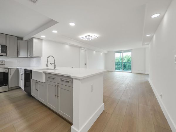 5301 NW 2nd Avenue, Boca Raton, FL 33487