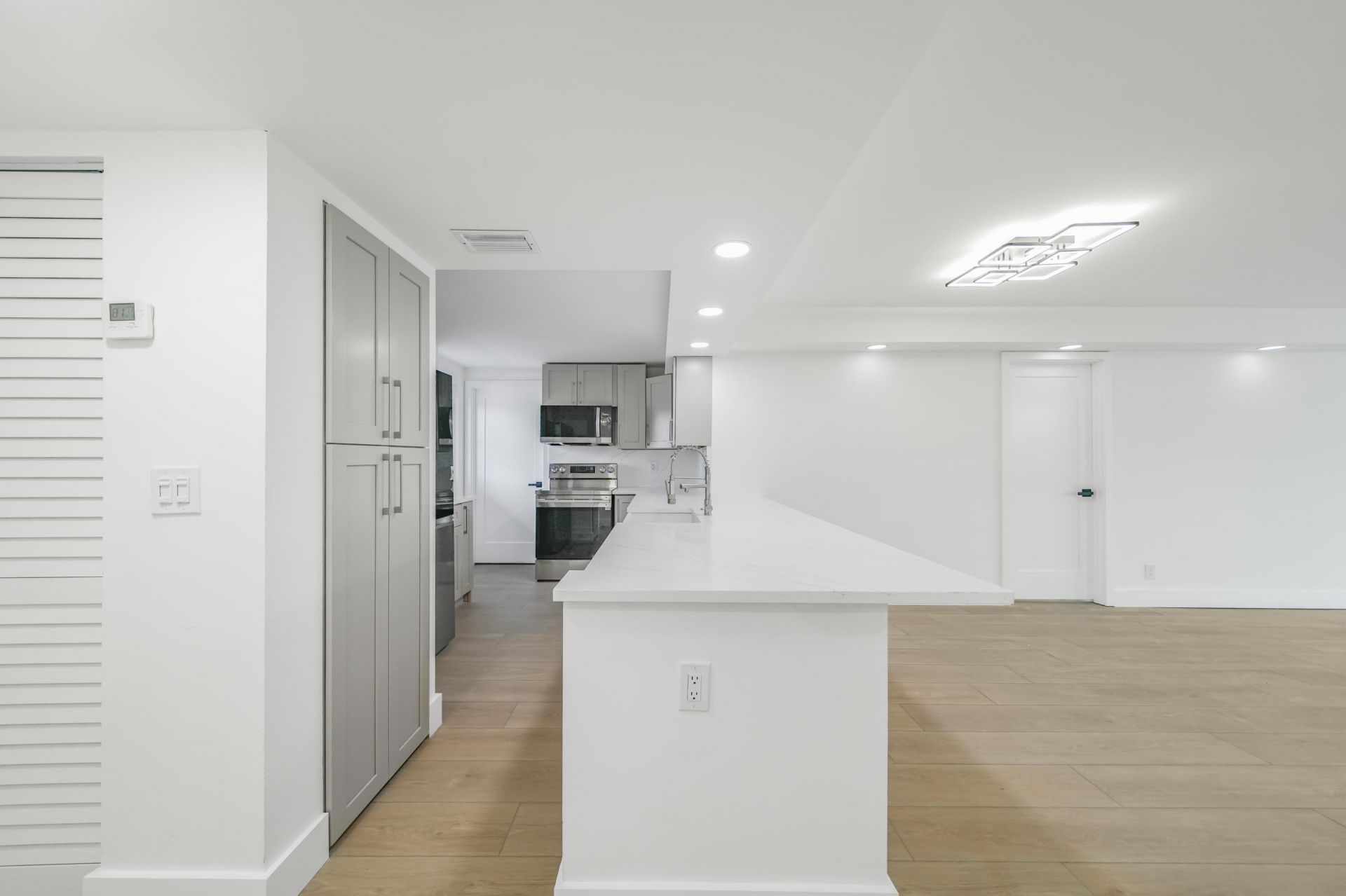 5301 NW 2nd Avenue, Boca Raton, FL 33487 Photo