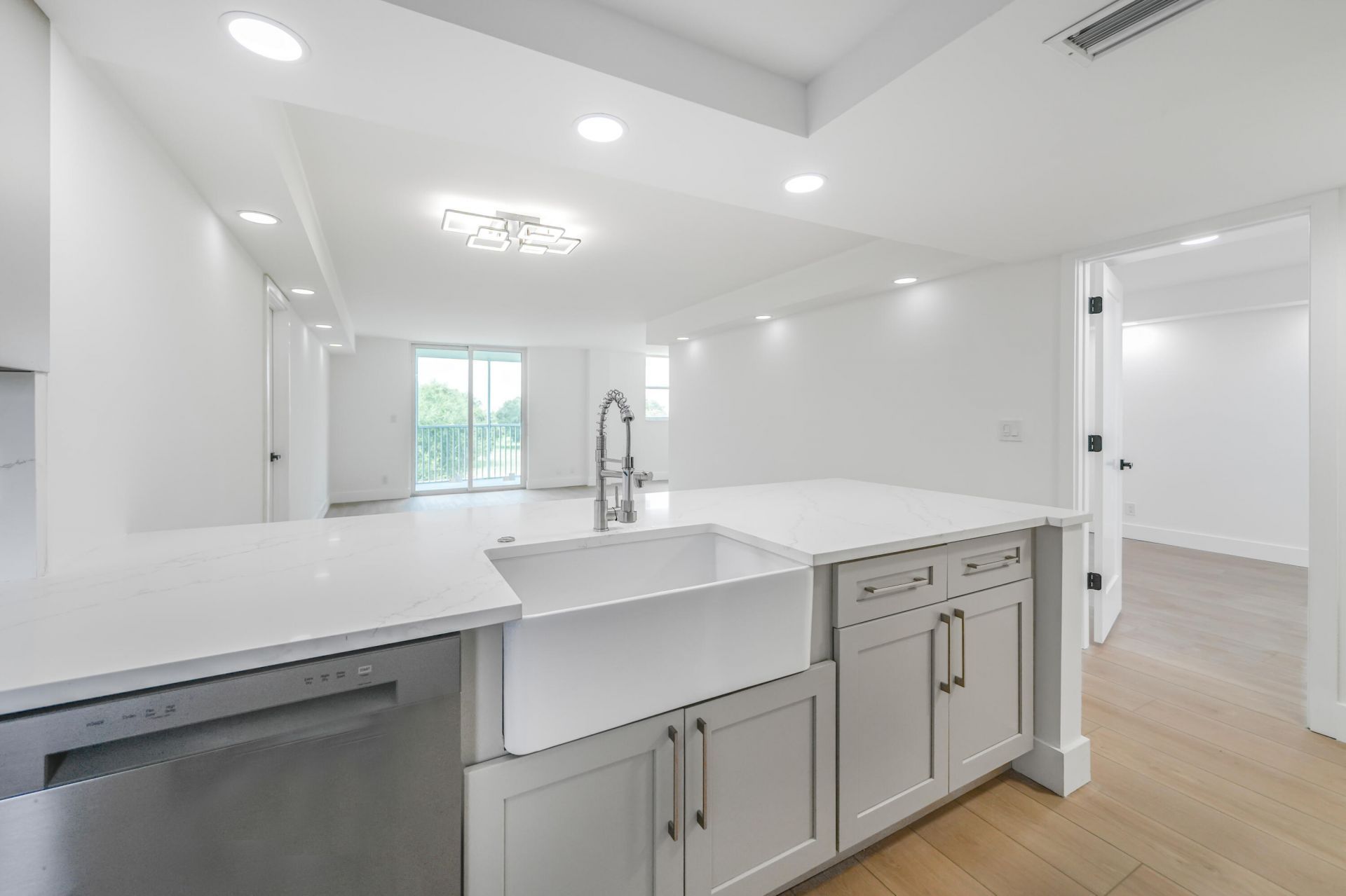 5301 NW 2nd Avenue, Boca Raton, FL 33487 Photo