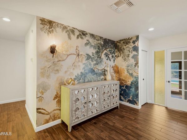 828 N Alamo Circle, Mesa, AZ 85213