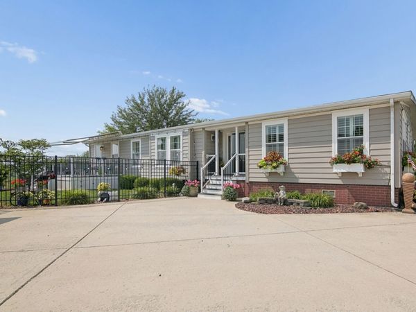 23036 Pinehurst Drive , Frankfort, IL 60423