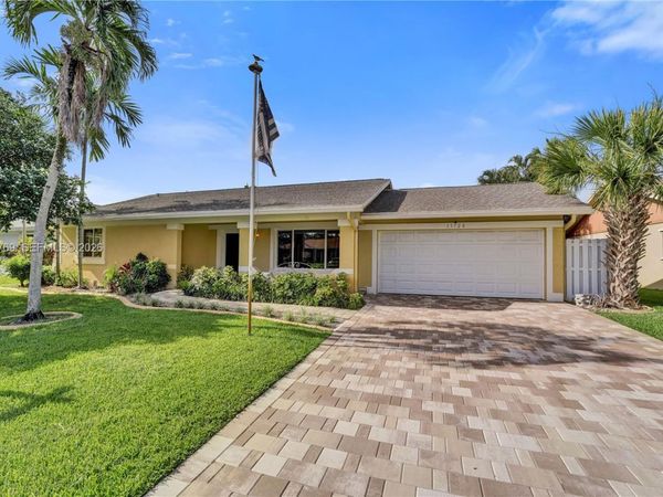 11720 SW 59th Ct , Cooper City, FL 33330