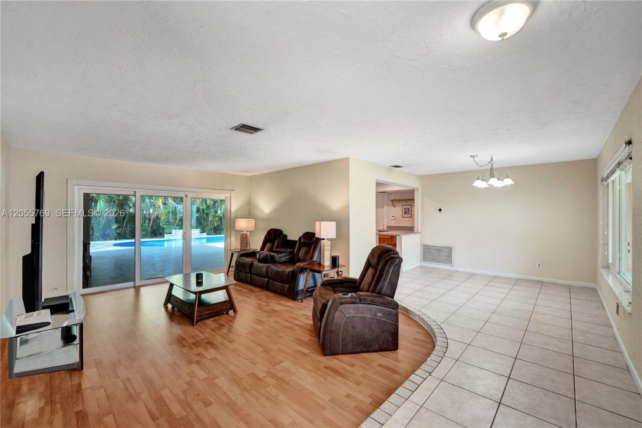 11720 SW 59th Ct , Cooper City, FL 33330 Photo